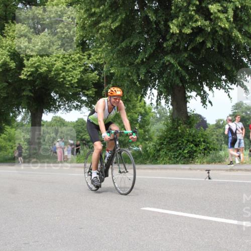 15.06.2025 - 7 Türme Triathlon Yannick Fuchs http://msf.ph/oto/7983206 15.06.2025 13:36:10 Radfahren  meine-sportfotos.de