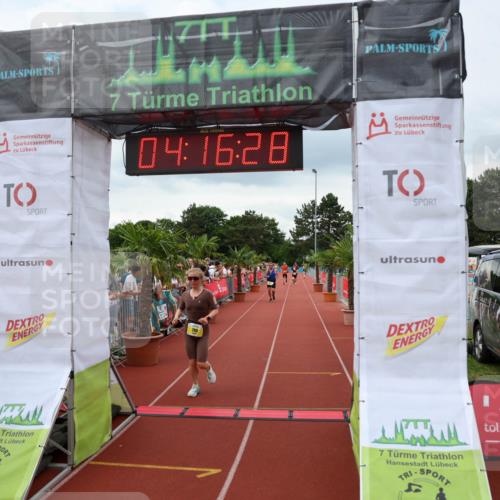 15.06.2025 - 7 Türme Triathlon Michael Strokosch http://msf.ph/oto/7983265 15.06.2025 14:16:28 Ziel 790, 959, 980 meine-sportfotos.de