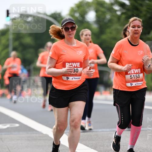 15.06.2025 - REWE Women's Run Dr. Thomas Lammeyer http://msf.ph/oto/7983270 15.06.2025 10:46:34 Laufen 30, 5153 meine-sportfotos.de