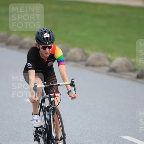 15.06.2025 - 27. Vierlanden-Triathlon H.Heesch http://msf.ph/oto/7983277 15.06.2025 10:56:01 Radfahren 182, 590 meine-sportfotos.de