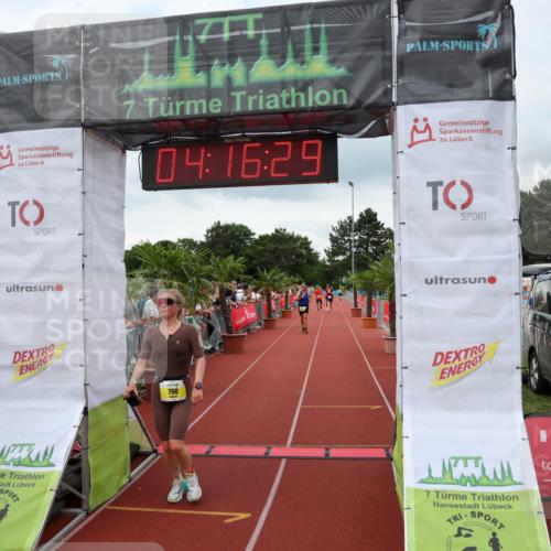 15.06.2025 - 7 Türme Triathlon Michael Strokosch http://msf.ph/oto/7983281 15.06.2025 14:16:29 Ziel 790, 980, 1065 meine-sportfotos.de