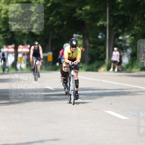 15.06.2025 - 7 Türme Triathlon Yannick Fuchs http://msf.ph/oto/7983306 15.06.2025 12:53:09 Radfahren 255, 265, 341, 470, 608 meine-sportfotos.de