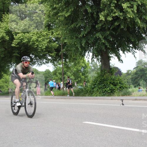 15.06.2025 - 7 Türme Triathlon Yannick Fuchs http://msf.ph/oto/7983386 15.06.2025 13:36:52 Radfahren  meine-sportfotos.de
