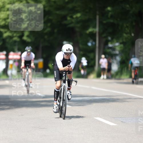 15.06.2025 - 7 Türme Triathlon Yannick Fuchs http://msf.ph/oto/7983391 15.06.2025 12:53:14 Radfahren 255, 265, 341, 470 meine-sportfotos.de