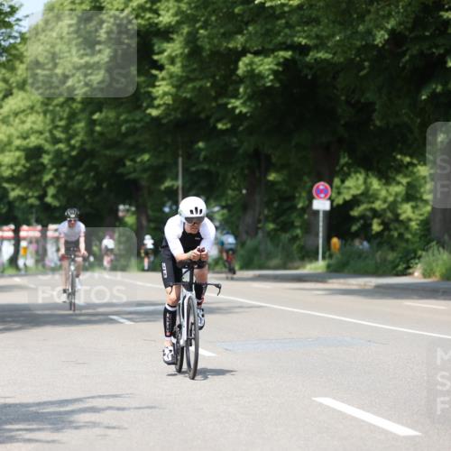 15.06.2025 - 7 Türme Triathlon Yannick Fuchs http://msf.ph/oto/7983419 15.06.2025 12:53:14 Radfahren 255, 265, 341, 470 meine-sportfotos.de