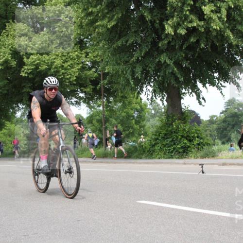 15.06.2025 - 7 Türme Triathlon Yannick Fuchs http://msf.ph/oto/7983427 15.06.2025 13:37:23 Radfahren  meine-sportfotos.de