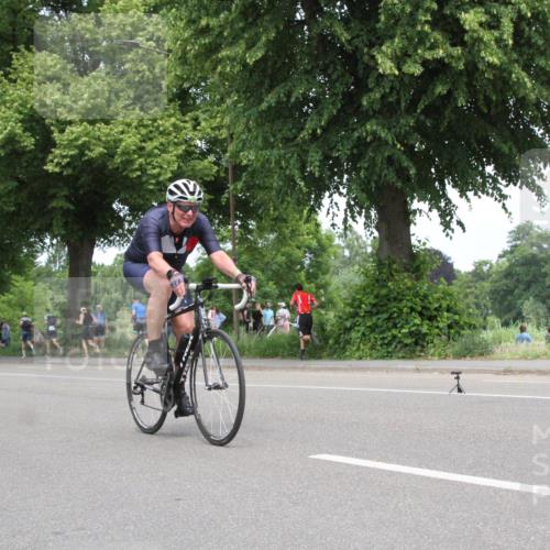 15.06.2025 - 7 Türme Triathlon Yannick Fuchs http://msf.ph/oto/7983459 15.06.2025 13:37:34 Radfahren  meine-sportfotos.de