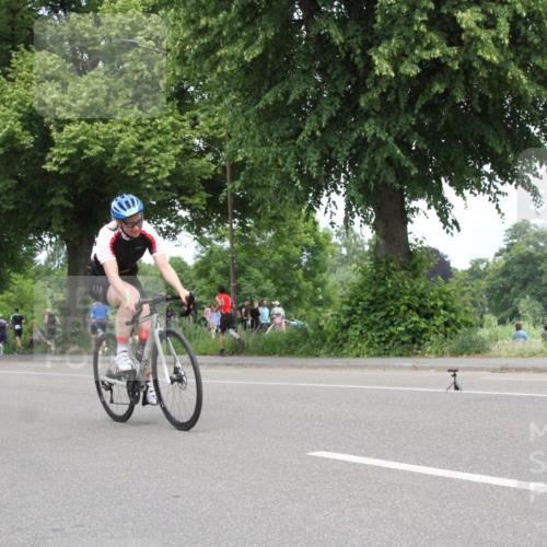 15.06.2025 - 7 Türme Triathlon Yannick Fuchs http://msf.ph/oto/7983468 15.06.2025 13:37:35 Radfahren  meine-sportfotos.de