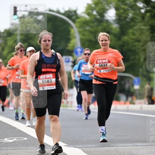 15.06.2025 - REWE Women's Run Dr. Thomas Lammeyer http://msf.ph/oto/7983533 15.06.2025 10:46:41 Laufen 5583, 5634 meine-sportfotos.de