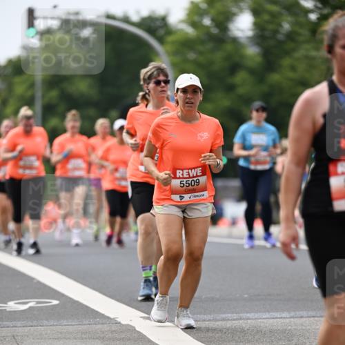 15.06.2025 - REWE Women's Run Dr. Thomas Lammeyer http://msf.ph/oto/7983643 15.06.2025 10:46:44 Laufen 5509 meine-sportfotos.de