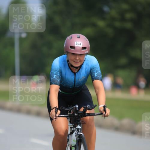 15.06.2025 - 27. Vierlanden-Triathlon H.Heesch http://msf.ph/oto/7983646 15.06.2025 11:16:40 Radfahren 204, 478, 797, 828 meine-sportfotos.de