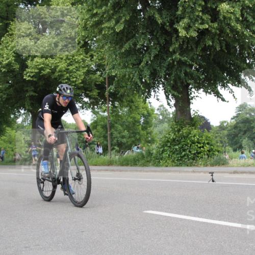 15.06.2025 - 7 Türme Triathlon Yannick Fuchs http://msf.ph/oto/7983684 15.06.2025 13:38:40 Radfahren  meine-sportfotos.de