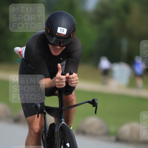 21.06.2025 - 27. Vierlanden-Triathlon H.Heesch http://msf.ph/oto/7983714 15.06.2025 11:17:41 Radfahren 13, 148, 153, 720, 947 meine-sportfotos.de