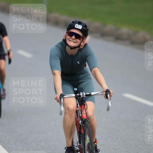 15.06.2025 - 27. Vierlanden-Triathlon H.Heesch http://msf.ph/oto/7983733 15.06.2025 10:58:03 Radfahren 475, 511, 554, 610, 632 meine-sportfotos.de