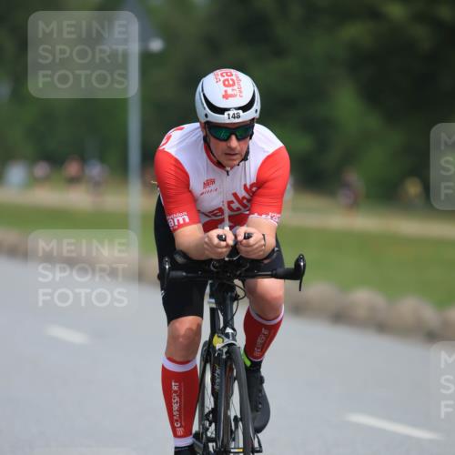 21.06.2025 - 27. Vierlanden-Triathlon H.Heesch http://msf.ph/oto/7983736 15.06.2025 11:17:46 Radfahren 7, 148, 153, 154, 720, 947 meine-sportfotos.de