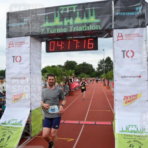15.06.2025 - 7 Türme Triathlon Michael Strokosch http://msf.ph/oto/7983818 15.06.2025 14:17:16 Ziel 592, 751 meine-sportfotos.de