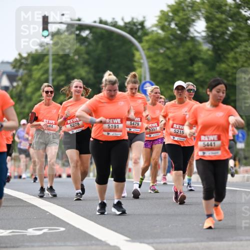 15.06.2025 - REWE Women's Run Dr. Thomas Lammeyer http://msf.ph/oto/7983832 15.06.2025 10:46:48 Laufen 44, 5278, 5191, 5479, 5357, 5215, 5441 meine-sportfotos.de