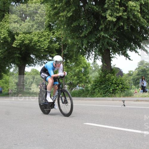 15.06.2025 - 7 Türme Triathlon Yannick Fuchs http://msf.ph/oto/7983875 15.06.2025 13:39:56 Radfahren  meine-sportfotos.de
