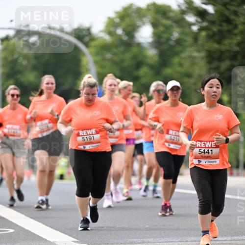 15.06.2025 - REWE Women's Run Dr. Thomas Lammeyer http://msf.ph/oto/7983879 15.06.2025 10:46:49 Laufen 5191, 5441 meine-sportfotos.de