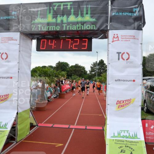 15.06.2025 - 7 Türme Triathlon Michael Strokosch http://msf.ph/oto/7983898 15.06.2025 14:17:23 Ziel 592, 751, 825, 850, 1128 meine-sportfotos.de