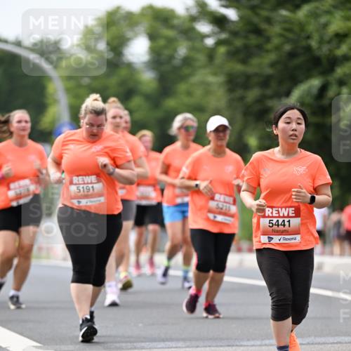 15.06.2025 - REWE Women's Run Dr. Thomas Lammeyer http://msf.ph/oto/7983901 15.06.2025 10:46:50 Laufen 5191, 5211, 5441 meine-sportfotos.de