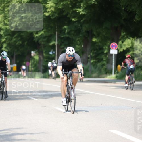 15.06.2025 - 7 Türme Triathlon Yannick Fuchs http://msf.ph/oto/7983906 15.06.2025 12:54:04 Radfahren 559, 562, 594 meine-sportfotos.de