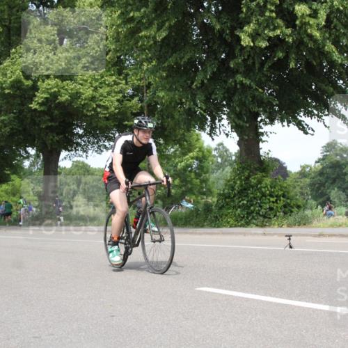 15.06.2025 - 7 Türme Triathlon Yannick Fuchs http://msf.ph/oto/7983923 15.06.2025 13:40:35 Radfahren  meine-sportfotos.de