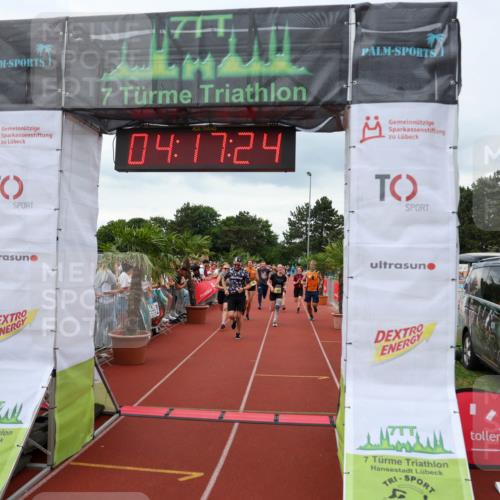 15.06.2025 - 7 Türme Triathlon Michael Strokosch http://msf.ph/oto/7983935 15.06.2025 14:17:23 Ziel 592, 751, 825, 850, 1128 meine-sportfotos.de