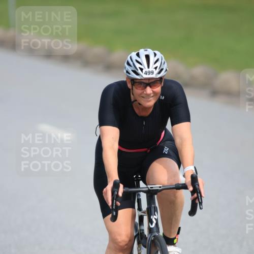 15.06.2025 - 27. Vierlanden-Triathlon H.Heesch http://msf.ph/oto/7983946 15.06.2025 10:58:25 Radfahren 387, 480, 499 meine-sportfotos.de