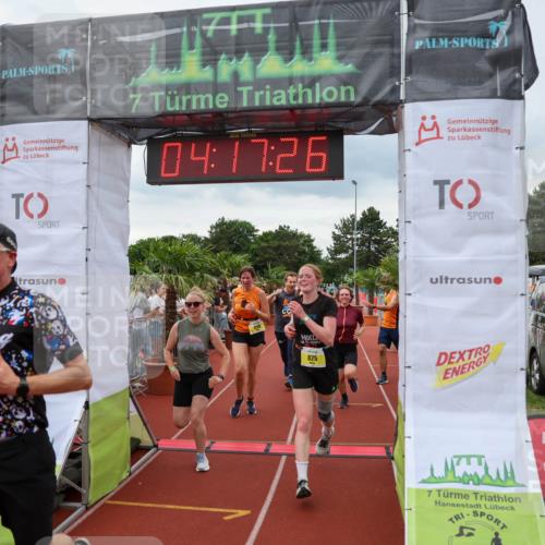 15.06.2025 - 7 Türme Triathlon Michael Strokosch http://msf.ph/oto/7983978 15.06.2025 14:17:26 Ziel 506, 825, 850, 1128 meine-sportfotos.de
