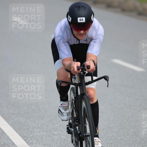 15.06.2025 - 27. Vierlanden-Triathlon H.Heesch http://msf.ph/oto/7984024 15.06.2025 10:58:37 Radfahren 64, 144, 246, 387, 693 meine-sportfotos.de
