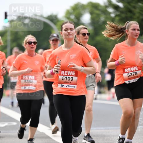 15.06.2025 - REWE Women's Run Dr. Thomas Lammeyer http://msf.ph/oto/7984038 15.06.2025 10:46:55 Laufen 5358, 5109, 5278 meine-sportfotos.de