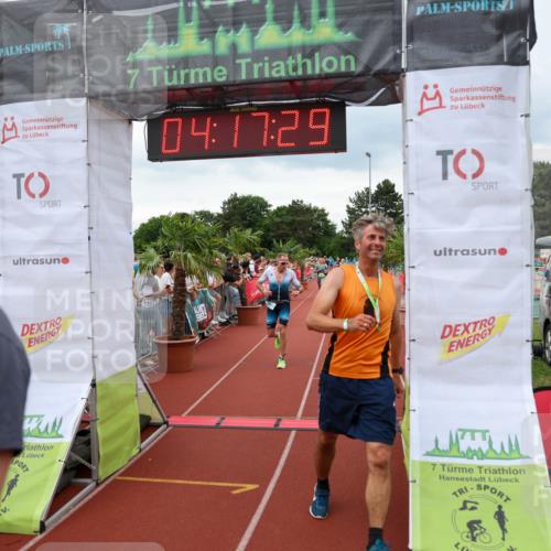 15.06.2025 - 7 Türme Triathlon Michael Strokosch http://msf.ph/oto/7984045 15.06.2025 14:17:29 Ziel 506, 737, 825, 850, 975, 1128, 1189 meine-sportfotos.de