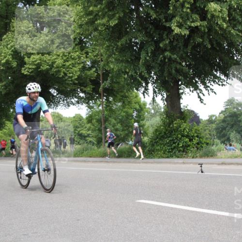 15.06.2025 - 7 Türme Triathlon Yannick Fuchs http://msf.ph/oto/7984058 15.06.2025 13:41:37 Radfahren  meine-sportfotos.de