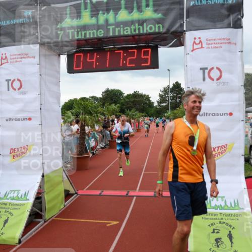 15.06.2025 - 7 Türme Triathlon Michael Strokosch http://msf.ph/oto/7984059 15.06.2025 14:17:29 Ziel 506, 737, 825, 850, 975, 1128, 1189 meine-sportfotos.de