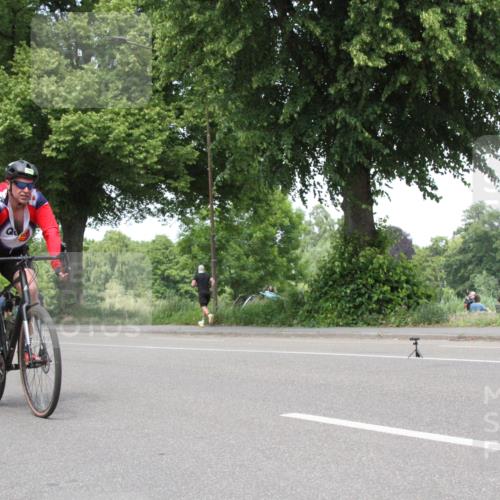 15.06.2025 - 7 Türme Triathlon Yannick Fuchs http://msf.ph/oto/7984062 15.06.2025 13:41:51 Radfahren  meine-sportfotos.de