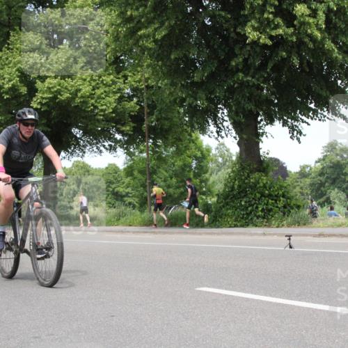 15.06.2025 - 7 Türme Triathlon Yannick Fuchs http://msf.ph/oto/7984066 15.06.2025 13:41:57 Radfahren  meine-sportfotos.de