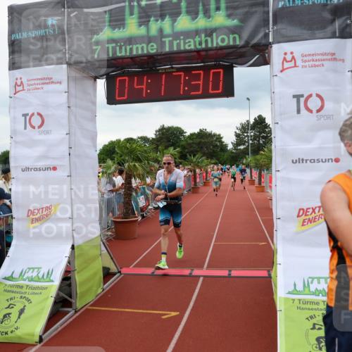 15.06.2025 - 7 Türme Triathlon Michael Strokosch http://msf.ph/oto/7984081 15.06.2025 14:17:30 Ziel 451, 506, 737, 825, 850, 975, 1128, 1189 meine-sportfotos.de