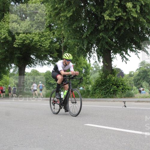 15.06.2025 - 7 Türme Triathlon Yannick Fuchs http://msf.ph/oto/7984106 15.06.2025 13:42:50 Radfahren  meine-sportfotos.de