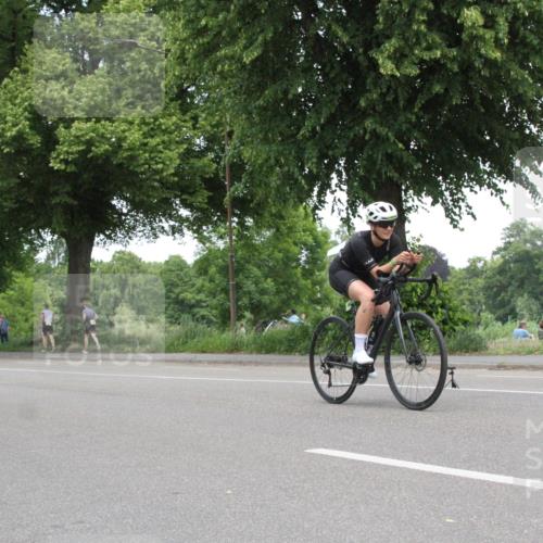 15.06.2025 - 7 Türme Triathlon Yannick Fuchs http://msf.ph/oto/7984141 15.06.2025 13:43:07 Radfahren  meine-sportfotos.de