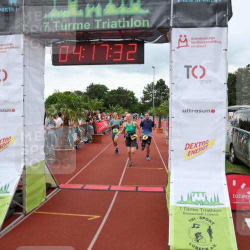 15.06.2025 - 7 Türme Triathlon Michael Strokosch http://msf.ph/oto/7984144 15.06.2025 14:17:32 Ziel 451, 506, 737, 781, 825, 850, 975, 1128, 1189 meine-sportfotos.de