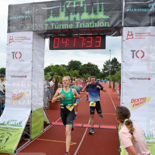 15.06.2025 - 7 Türme Triathlon Michael Strokosch http://msf.ph/oto/7984190 15.06.2025 14:17:33 Ziel 451, 506, 737, 781, 825, 850, 975, 1128, 1189 meine-sportfotos.de