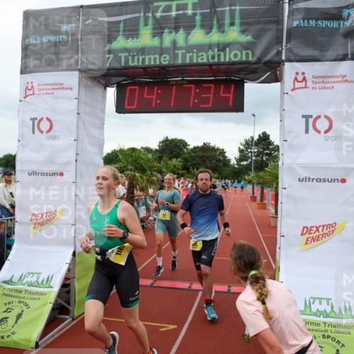 15.06.2025 - 7 Türme Triathlon Michael Strokosch http://msf.ph/oto/7984201 15.06.2025 14:17:33 Ziel 451, 506, 737, 781, 825, 850, 975, 1128, 1189 meine-sportfotos.de