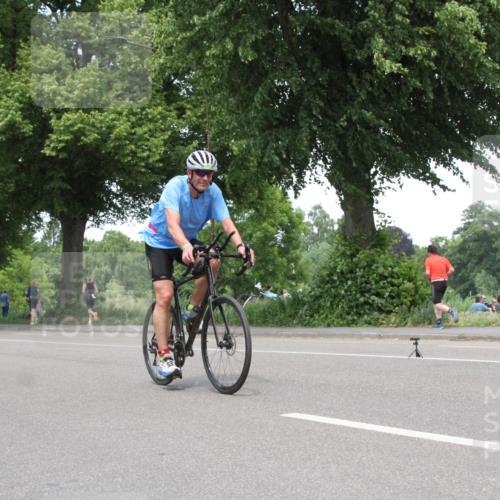 15.06.2025 - 7 Türme Triathlon Yannick Fuchs http://msf.ph/oto/7984215 15.06.2025 13:43:38 Radfahren  meine-sportfotos.de