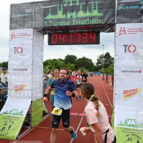 15.06.2025 - 7 Türme Triathlon Michael Strokosch http://msf.ph/oto/7984221 15.06.2025 14:17:34 Ziel 451, 506, 737, 781, 975, 1189 meine-sportfotos.de