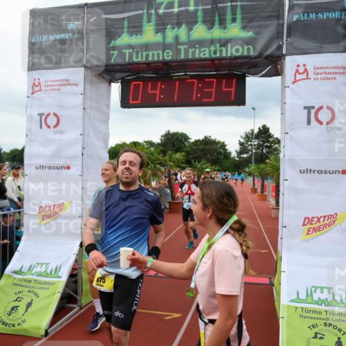 15.06.2025 - 7 Türme Triathlon Michael Strokosch http://msf.ph/oto/7984235 15.06.2025 14:17:34 Ziel 451, 506, 737, 781, 975, 1189 meine-sportfotos.de