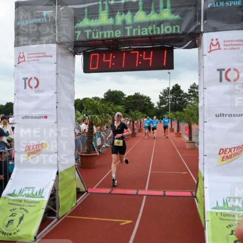 15.06.2025 - 7 Türme Triathlon Michael Strokosch http://msf.ph/oto/7984292 15.06.2025 14:17:41 Ziel 451, 737, 742, 781, 922, 975 meine-sportfotos.de