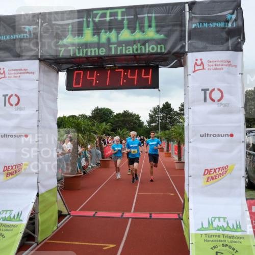 15.06.2025 - 7 Türme Triathlon Michael Strokosch http://msf.ph/oto/7984365 15.06.2025 14:17:43 Ziel 742, 781, 922 meine-sportfotos.de