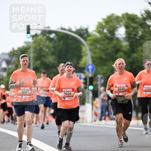 15.06.2025 - REWE Women's Run Dr. Thomas Lammeyer http://msf.ph/oto/7984429 15.06.2025 10:47:06 Laufen 5041, 5040, 5039 meine-sportfotos.de
