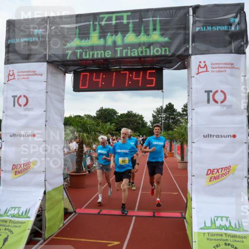 15.06.2025 - 7 Türme Triathlon Michael Strokosch http://msf.ph/oto/7984431 15.06.2025 14:17:44 Ziel 742, 922 meine-sportfotos.de